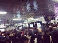 “자도자도 도착을 안해” “월요일부터 지각쟁이” 2호선 단전사고에 SNS 불만 속출