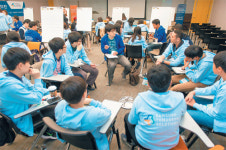 [사회공헌 Together/삼성전자]핵심 역량 ‘인재’ ‘기술’로…단순 기부 넘어 사회 밝힌다