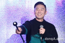 [동아포토]솔리드 이준, 진기명 쇼
