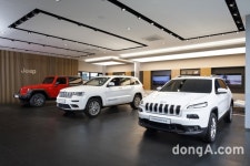 지프, 인천에 두 번째 전용 전시장 마련… 한국전쟁 승리 이끈 ‘윌리스’ 전시