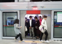또 늦네… 속터지는 경의중앙선