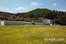 해든뮤지움, ‘색채 마술사’ 샤갈 전시회 진행… 오리지널 작품 4점 국내 첫선