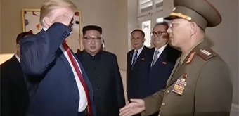 트럼프, 北 노광철에 거수경례 논란