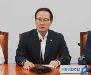 홍영표 ‘삼성 20조 풀면 200만명에 1000만원’ 발언 공방