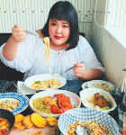 “국경 없는 문화유전자” 해외 스타 유튜버도 잇달아 먹방 합류