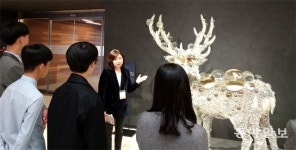 “미술관 가이드로” 엄마들의 새 출발