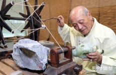 그가 만든 옥룡은 살아 숨쉰다… 대륙이 감탄한 반도의 장인