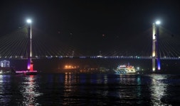 낭만버스 타고 낭만포차서 잎새주를…‘밤바다’로 새로 태어난 여수