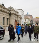 “개항장에 가서 타임머신 타고 시간여행 떠나요”