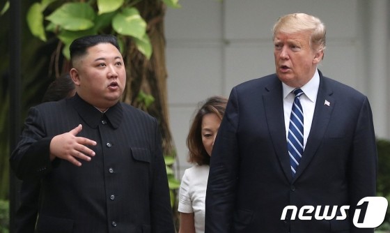 트럼프 대통령, 북한 김정은 국무위원장과 연락 재개 의지 표명