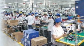 기술력 믿고 자금지원… 금융-제조업 ‘2인3각’ 시장개척