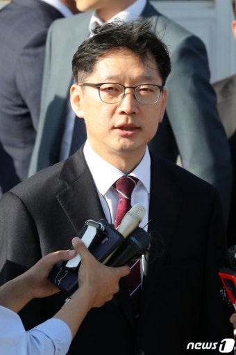77일 만에 석방 김경수 “1심서 뒤집힌 진실, 항소심서 바로 잡을 것”