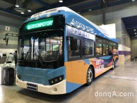 ‘전기 상용차 강자’ 에디슨모터스, 신형 전기버스 공개…“올해 전기트럭 투입”