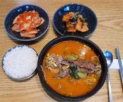 [석창인 박사의 오늘 뭐 먹지?]경상도 어머니의 빨간 쇠고깃국
