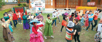 [지금 내 고향에선]강진군 ‘머무르는 관광지’로 대변신… 올해 관광객 300만명 찾는다