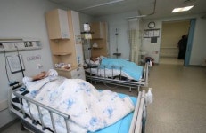 7월부터 병원 2·3인실 입원료, 1/3로…“환자 38만명 혜택”