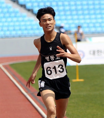 육상 중거리서도 ‘17세 영웅’ 이재웅, 1500m 고교 한국신