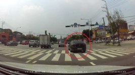 깜빡이 작은 배려가 큰 사고 막아줍니다