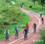 가을빛으로 물들어가는 영산강 자전거길