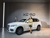 “대형 SUV 시장 공략”…볼보코리아, 상품성 개선한 ‘XC90’ 출시