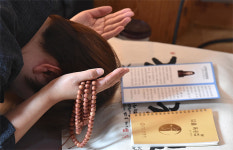 수능 한달 앞… 학부모의 간절한 기도