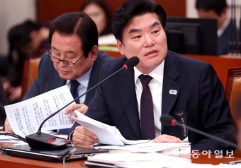 ‘국민경선제’ 논란 등으로 복잡해지는 보수통합 논의…속도조절?