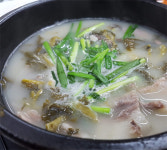 [식객 이윤화의 오늘 뭐 먹지?]맛나고 사람 좋고 분위기 젊은… 삼박자 순대집