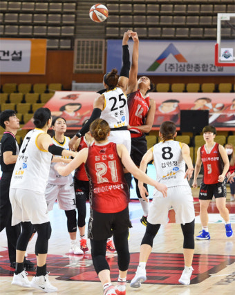 여자농구도 2주 중단… 4대 프로스포츠 모두 멈췄다