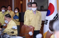 국무총리실 “丁총리, ‘기재부의 나라’ 홍남기 질책? 사실 아냐”
