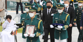 67년만에… 90세 아내 곁 돌아온 참전용사