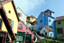 “우리 지금 프랑스 온 건가?” 한국 속 작은 외국 마을… 테마 동네 3곳