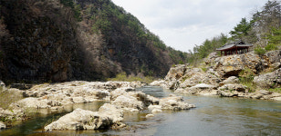 물따라 길따라 구불구불… 아기자기한 계곡의 낭만
