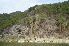 물따라 길따라 구불구불… 아기자기한 계곡의 낭만