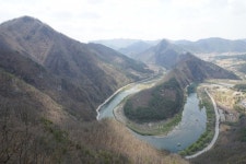 물따라 길따라 구불구불… 아기자기한 계곡의 낭만