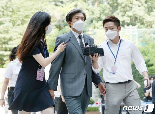 조국혁신당 조국 대표, 징역 2년형 확정→13일 형 집행 요구에 자진 출석 요청