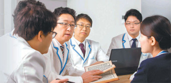 [클릭! 의료기관 탐방]“의사-간호사 등 8명이 암환자 1명 전담 관리”