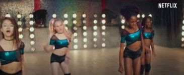 넷플릭스 영화 ‘큐티스’ 아동 성상품화 논란…구독 취소 청원 등장