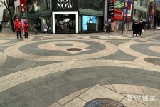 연말행사 줄줄이 취소?…수도권 거리두기 2단계 격상[청계천 옆 사진관]