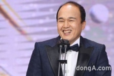 “재석이형 집값 좀 잡아줘”…월세살이 김광규, 한 맺힌 수상소감