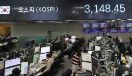 코스피 3200선도 돌파…‘대장주’ 삼성전자 9만원 넘어