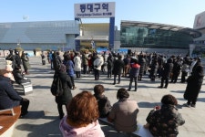 대구 간 전광훈 “내 피엔 항체 가득”…신도들 “아멘”