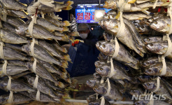 “고향 못 가니 마음이라도”…백화점 설 선물 매출 사상 최대