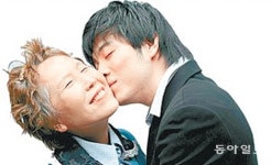 “여든 살 박정자, 어쩌면 이렇게 똑같을까”