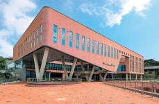 초일류 향한 황토벽돌 名家… 100년 기업 도약을 꿈꾸다