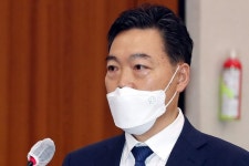 김오수 “아들 취업에 무관심한 아빠…부정청탁 안 했다”
