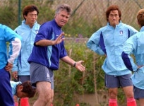 [단독]히딩크 “유상철, 한국에도 내게도 진정한 영웅” 추모 메시지