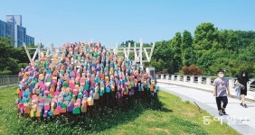 설치미술로 재현한 인천 동구 달동네