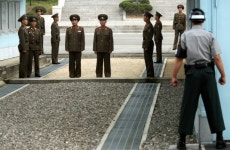 5cm 군사분계선 둔턱은 그대로… 남북미 판문점 회동 2주년 [청계천 옆 사진관]