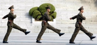 5cm 군사분계선 둔턱은 그대로… 남북미 판문점 회동 2주년 [청계천 옆 사진관]