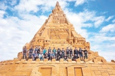 덴마크에 세계서 가장 높은 모래성